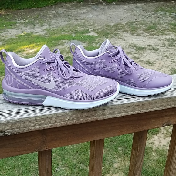 Nike Shoes - Nike air maxes